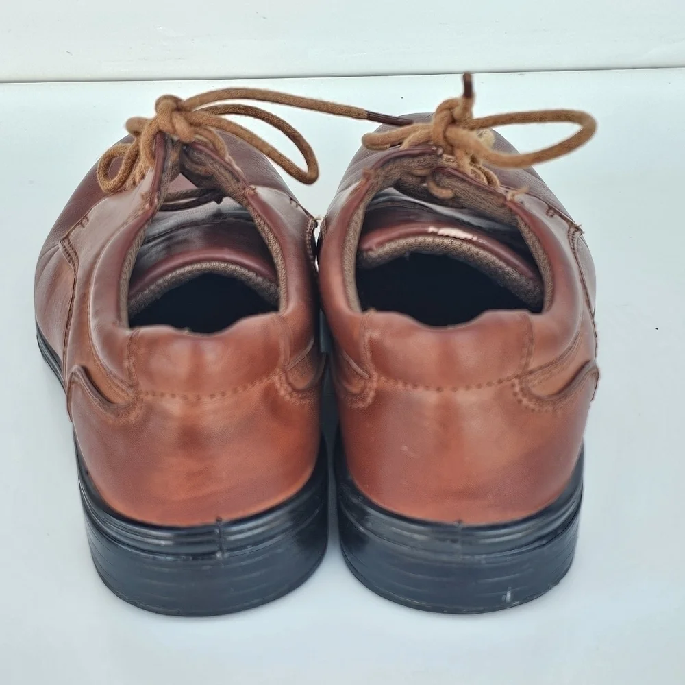 Stafford Boys Dane Jr Cognac brownish tan Dress Shoes  size 12